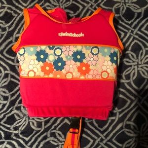 Swim schools swim vest